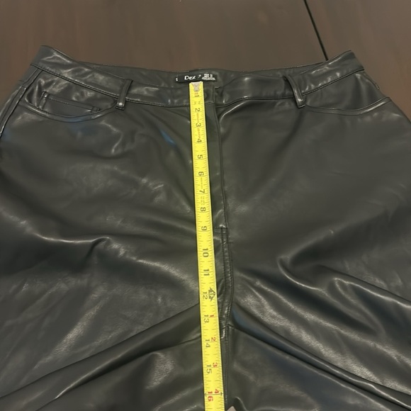 DEX Faux Leather High Waisted Straight Leg Cropped Black Pants Sz 1X - Picture 16 of 17